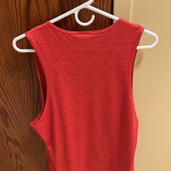 Gymshark tank top. - Picture 3 of 4